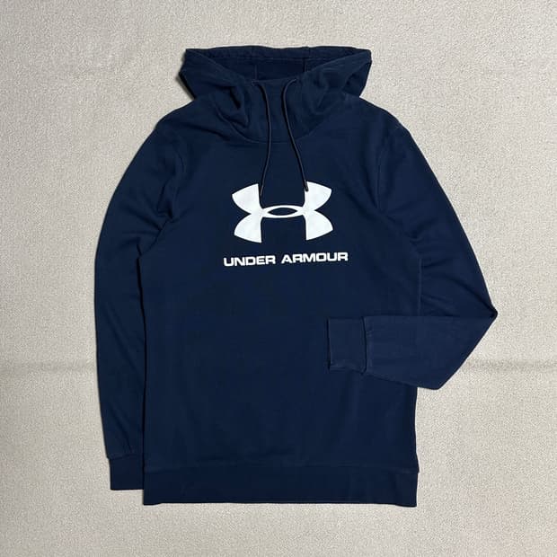 언더아머 베이직 로고 후드티셔츠