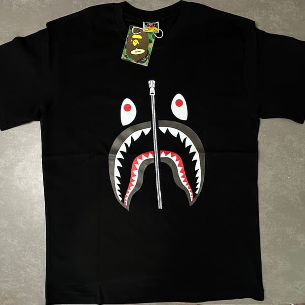 베이프 마일로 샤크 반팔티