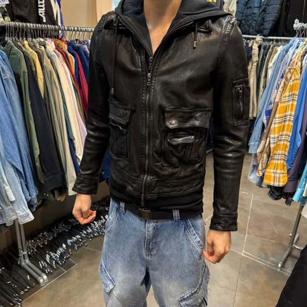 닐바렛 물소가죽 자켓