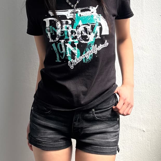 Japanese Vintage Graphic T-shirt