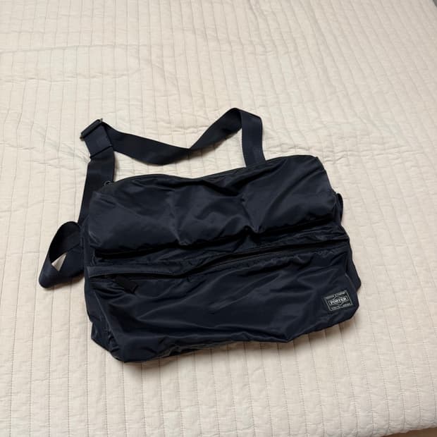 포터 프레임 숄더백 2웨이 탱커