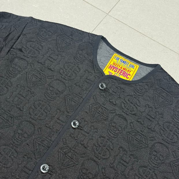 히스테릭 글래머 해골 보석 돈 패턴 음각 프린팅 자켓