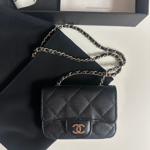 샤넬 클래식 벨트백 블랙 (31번대)