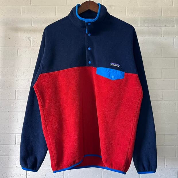 10s 파타고니아 신칠라 스냅-T 네이비/레드