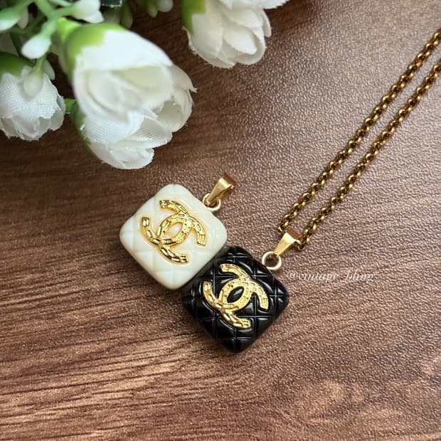 샤넬 통통 퀼팅 목걸이 