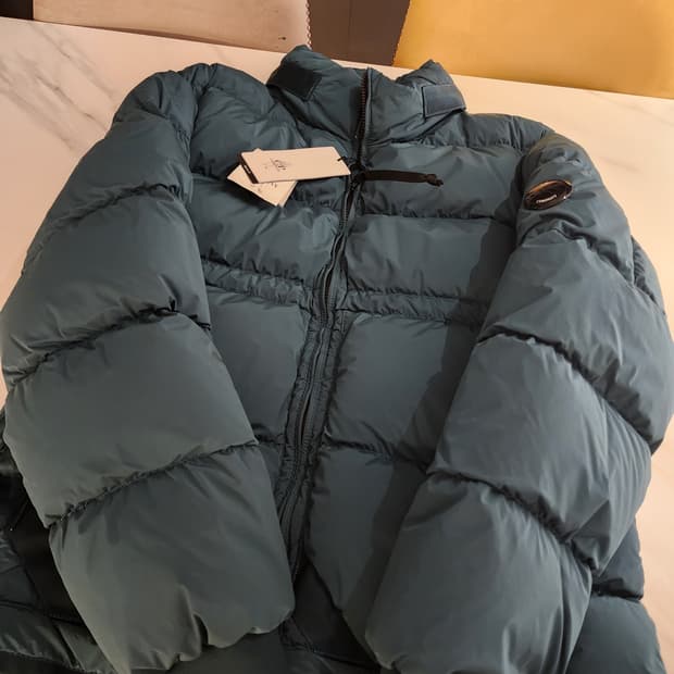 [52]CP컴퍼니 나이크라R 다운 스프루스 블루