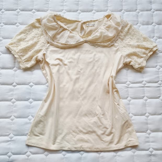 axes femme(악시즈 팜므) 레이스 카라 프릴 블라우스