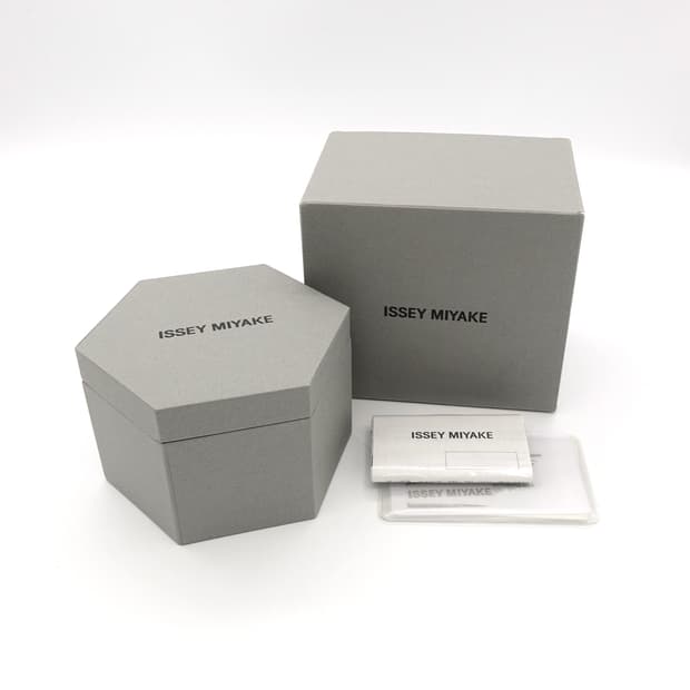 Issey Miyake 이세이 미야케 로쿠 콘스탄틴 메탈손목 시계