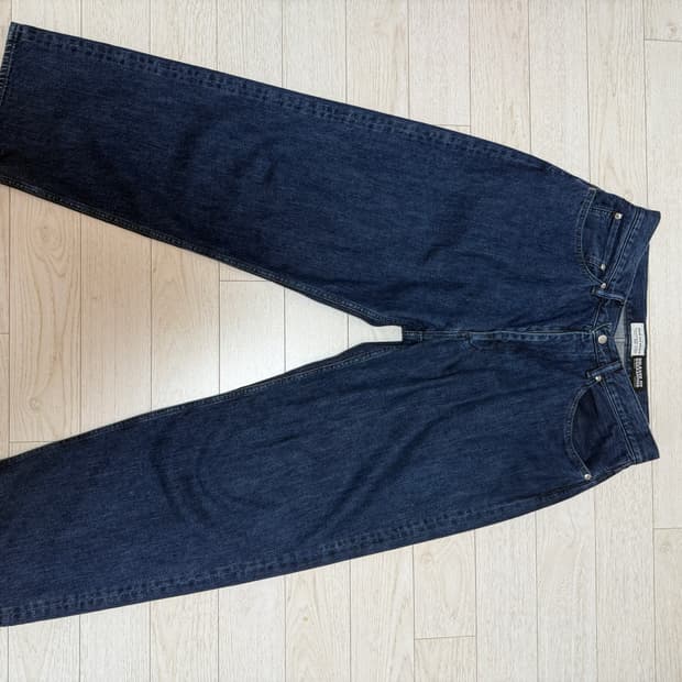 Ends and means 인디고 데님