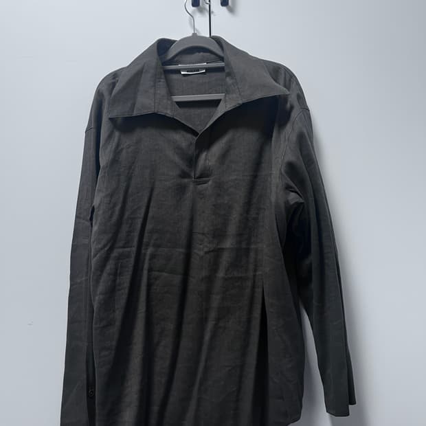 Healush 린렌 셔츠 입니다.