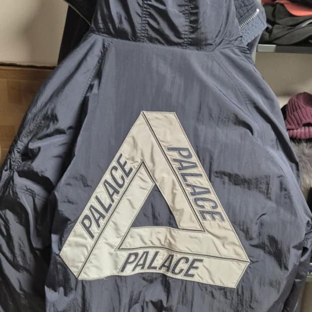 정품 팔라스 파카 패딩
