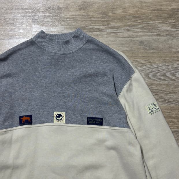 Hai by Issey Miyake 이세이미야케 스웻셔츠