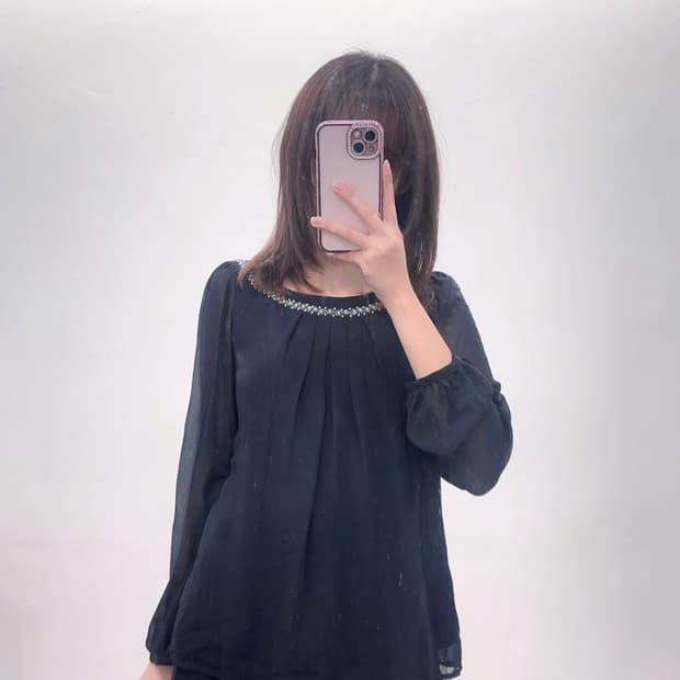 진주큐빅 블랙 쉬폰 블라우스