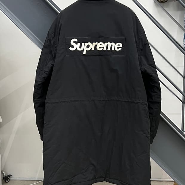 슈프림 17FW 빅로고 스타디움 파카