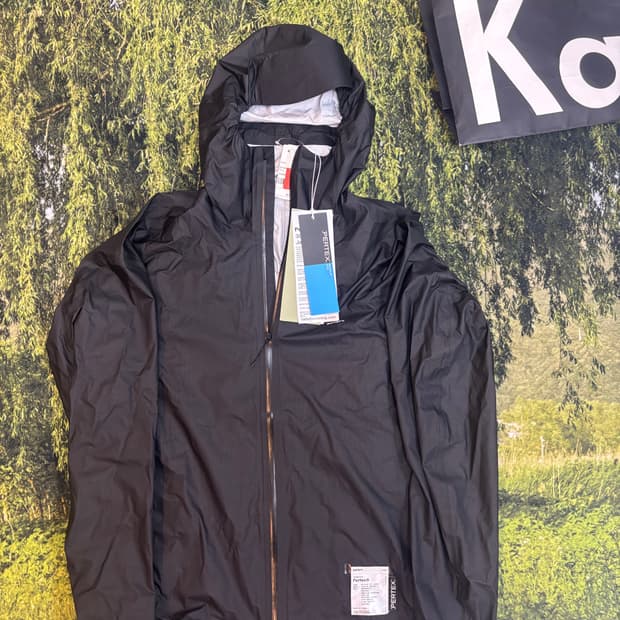 [새상품] Satisfy Pertex 3L Rain Fly Jacket