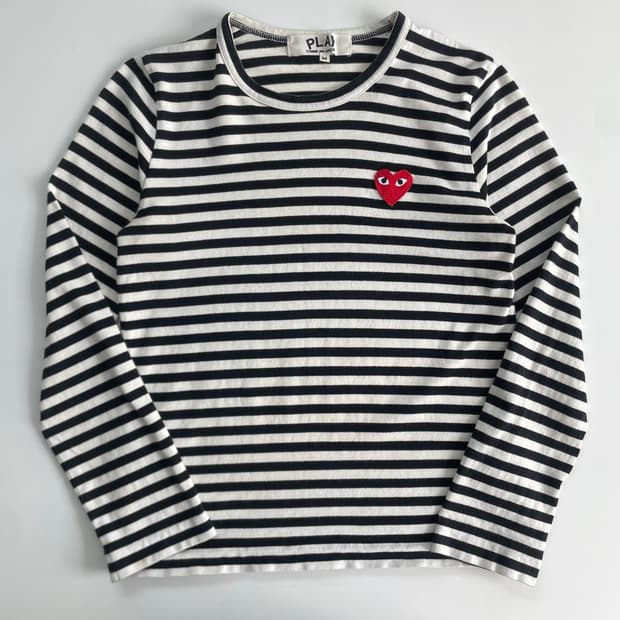 Comme des Garcons  꼼데가르송 와펜 블랙 보더티