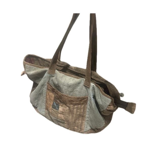 Vintage shoulder bag