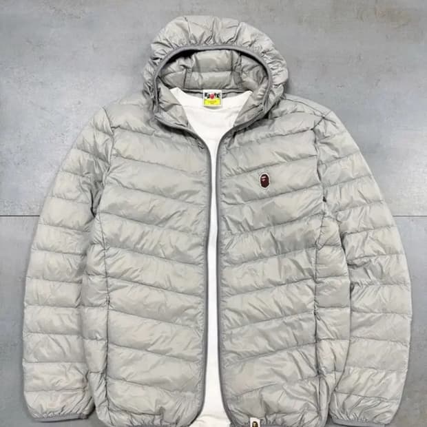 베이프 경랑패딩