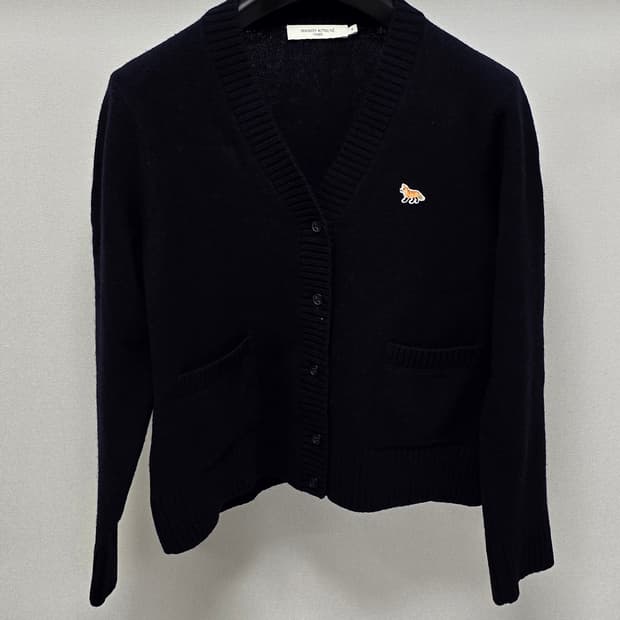 메종키츠네 폭스 가디건 m사이즈 95 판매