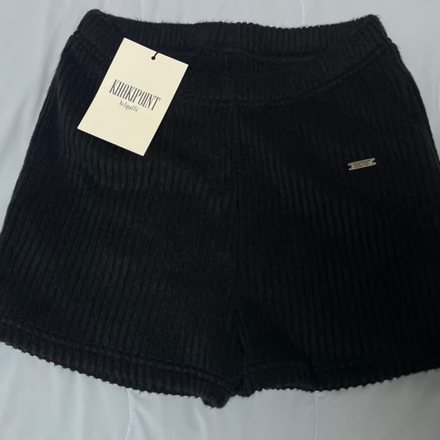 카키포인트 Ribbed mini shorts (black)