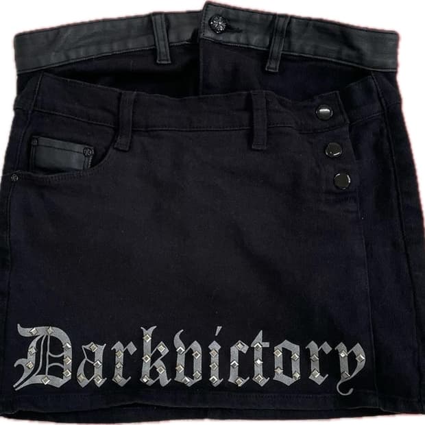 Punk black mini skirt