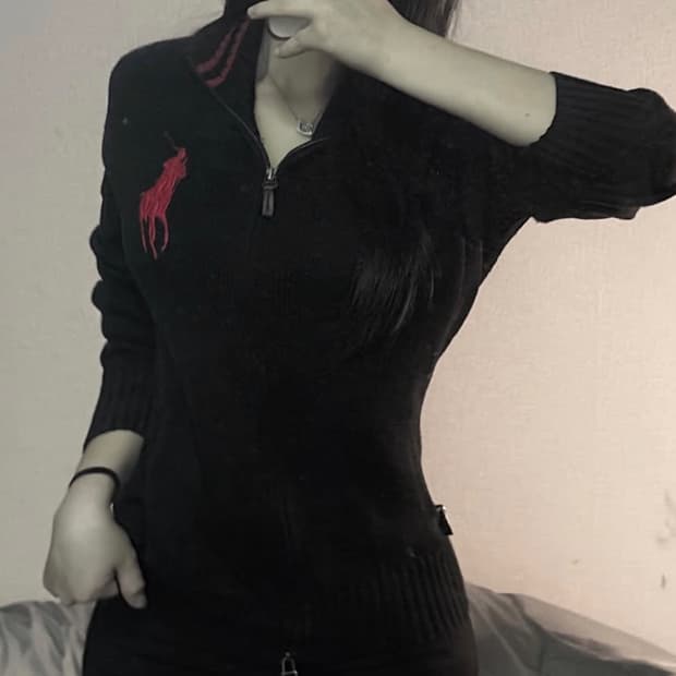 빅포니 블랙 니트 아우터