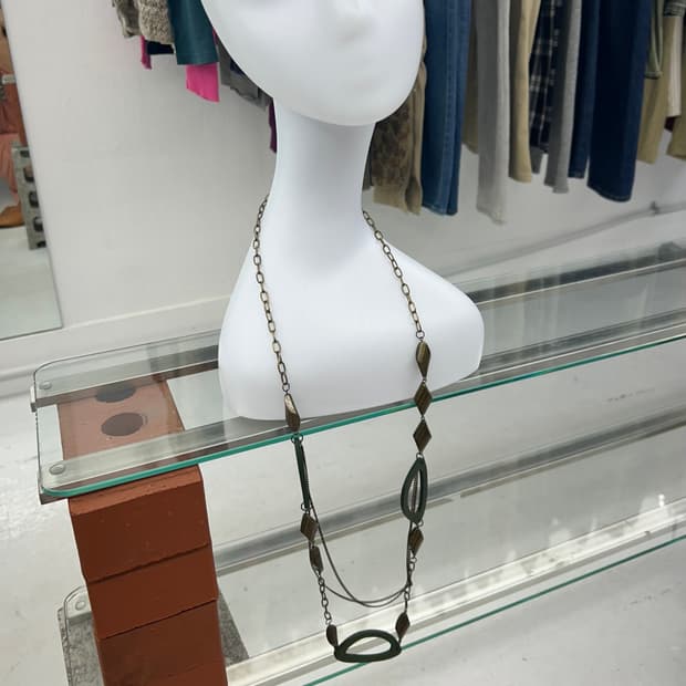 그린 빈티지 골드 롱넥글리스