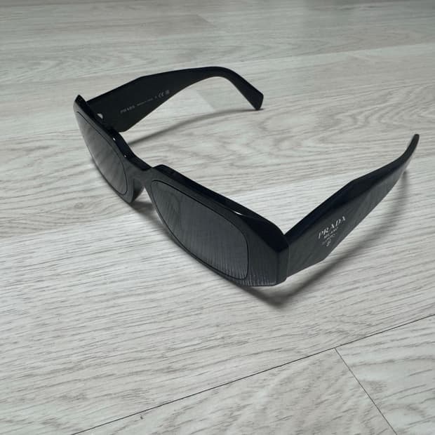 프라다 심볼 선글라스