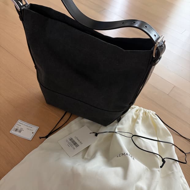 르메르 벨티드 토트백 스몰 애쉬컬러