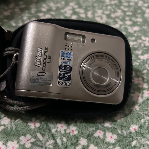 니콘 쿨픽스 L6