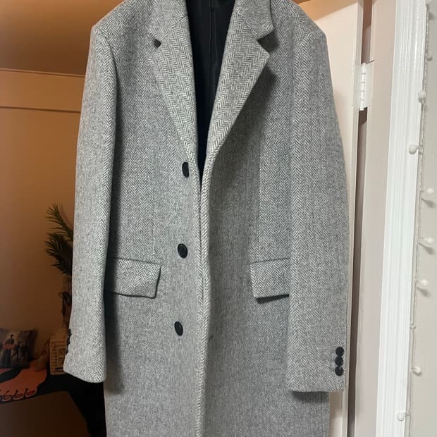 뷰스 그레이 헤링본 코트 100