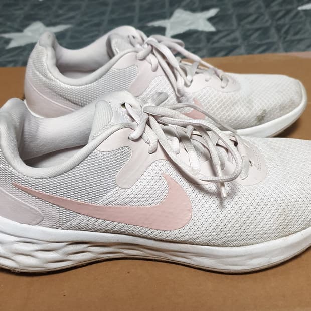 나이키 레볼루션6 넥스트 네이처 런닝화 바이올렛 (255)