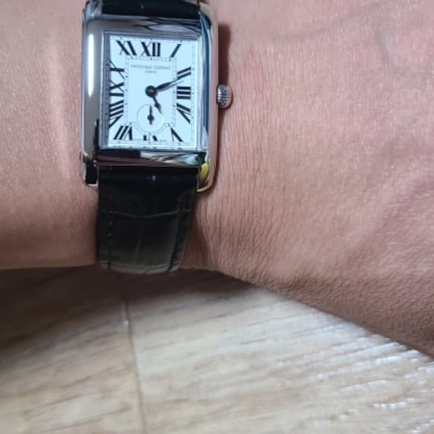 프레드릭 콘스탄트 스몰세컨드 까레