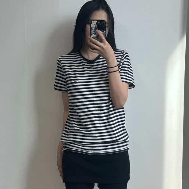 타미힐피거 자수로고 스트라이프 반팔 티셔츠