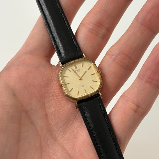 70s texture gold square ladies quartz