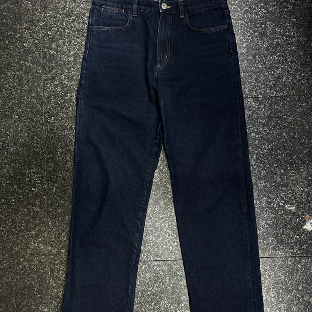 COS 스트레이트 레그 스트레치 진 여성 26인치