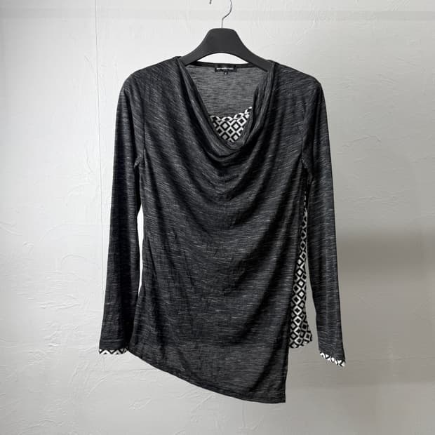 Semantic Design 드레이프 롱 슬리브