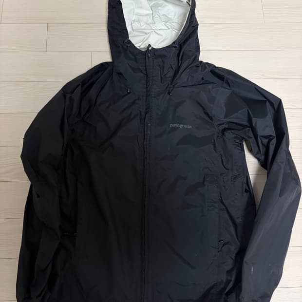 파타고니아 토렌쉘 자켓 블랙