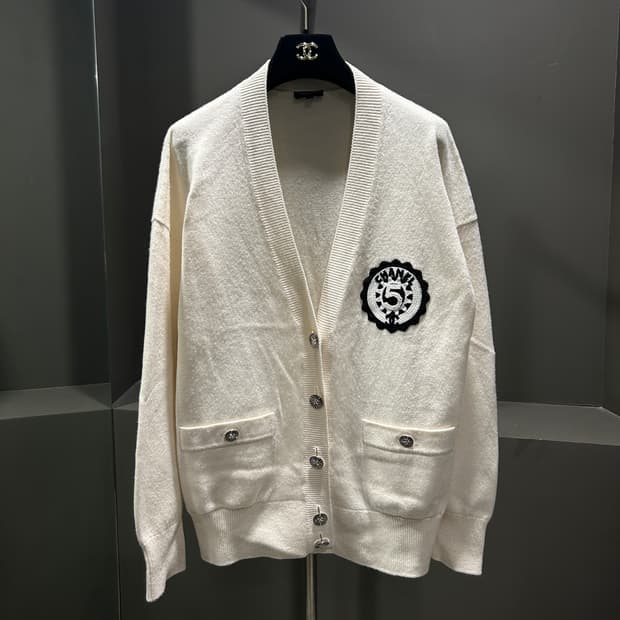 샤넬 NO.5 캐시미어 가디건