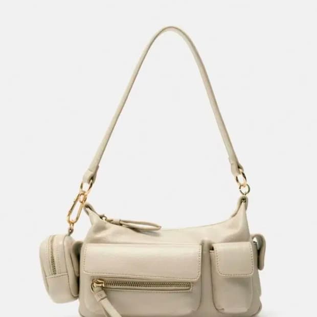 자라 포켓 숄더백