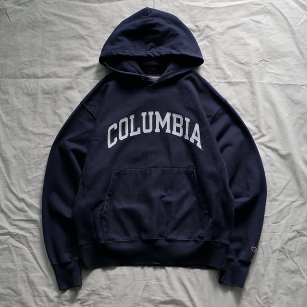 2000’s Champion Reverse Weave Hoodie