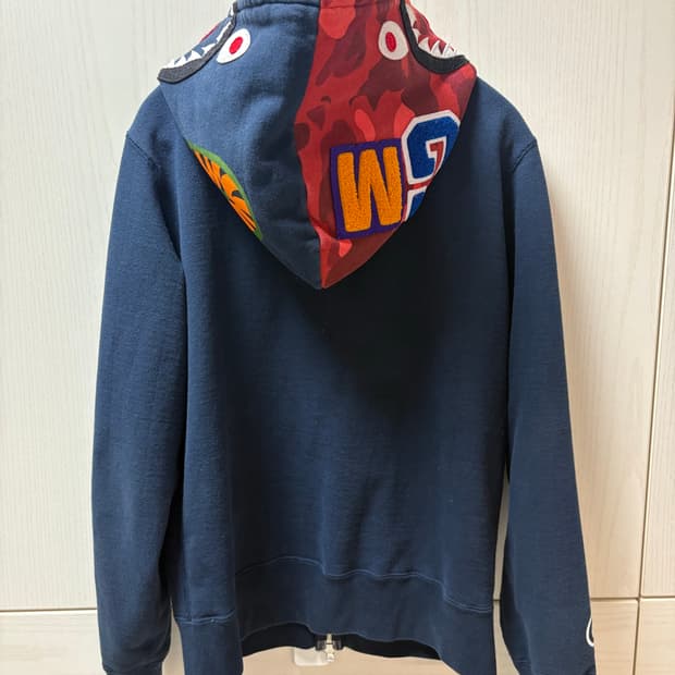 베이프 네이비 x 레드 카모 샤크 후드집업 M