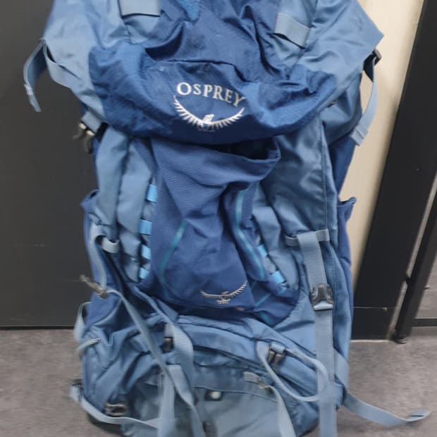 오스프리 등산배낭 정품 36리터 배낭 팝니다 