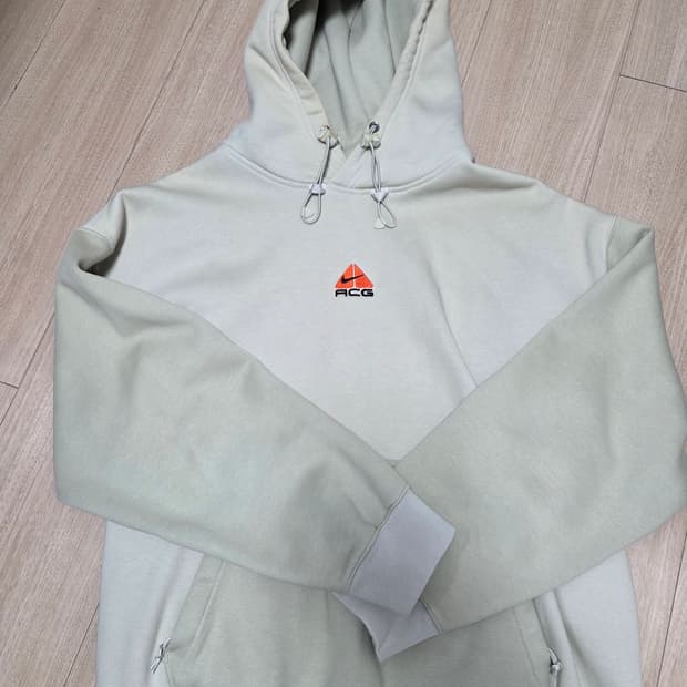 나이키 ACG 써마 핏 후드티 라이트 본