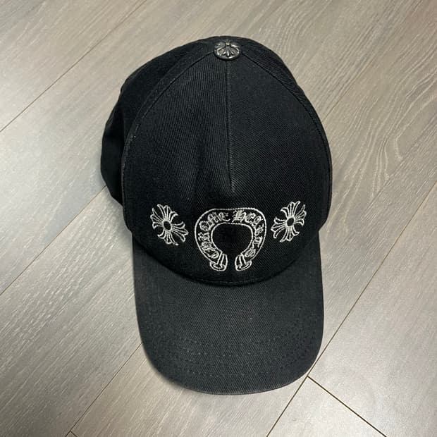 크롬하츠 홀스슈 볼캡 os