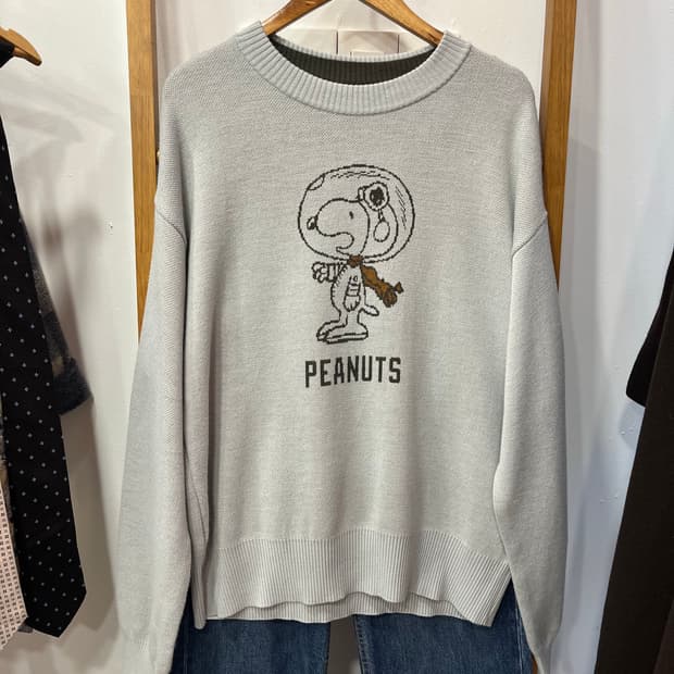 PEANUTS 스누피 니트