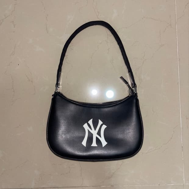 MLB 뉴욕 양키스 빅로고 솔리드 호보백 브랙