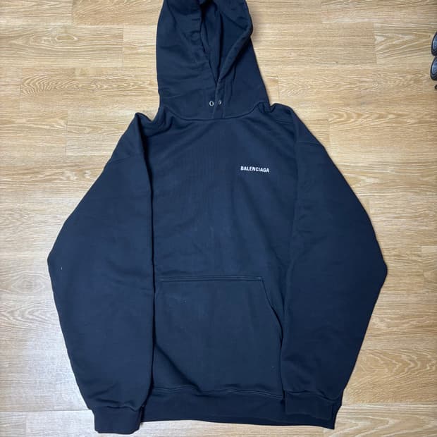 발렌시아가 후드