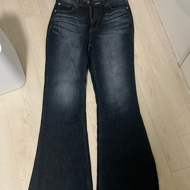 에이블리 부츠컷 바지 지초이