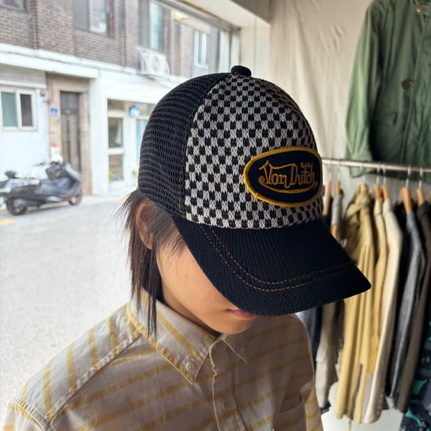 Von Dutch 체커보드 니트 메쉬 캡
